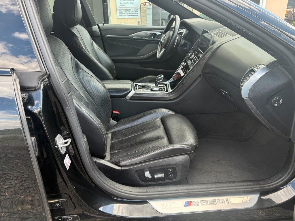 Fahrzeugabbildung BMW M850i xDrive GranCoupé M SPORTPAKET Navi Leder