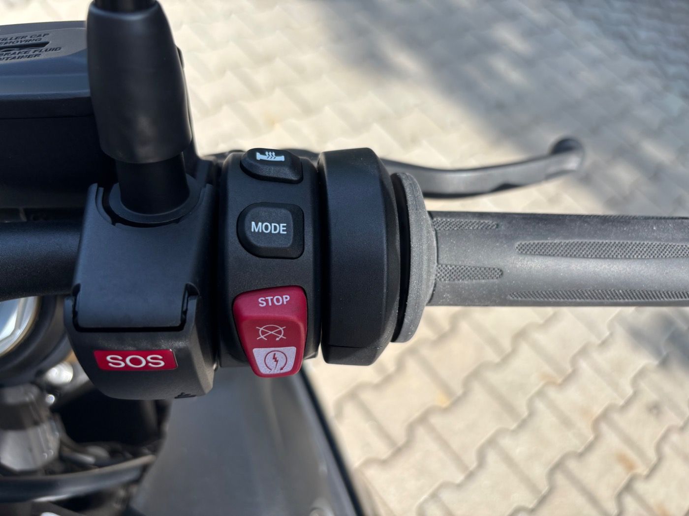 Fahrzeugabbildung BMW S 1000 R Komfortpaket, Dynamikpaket