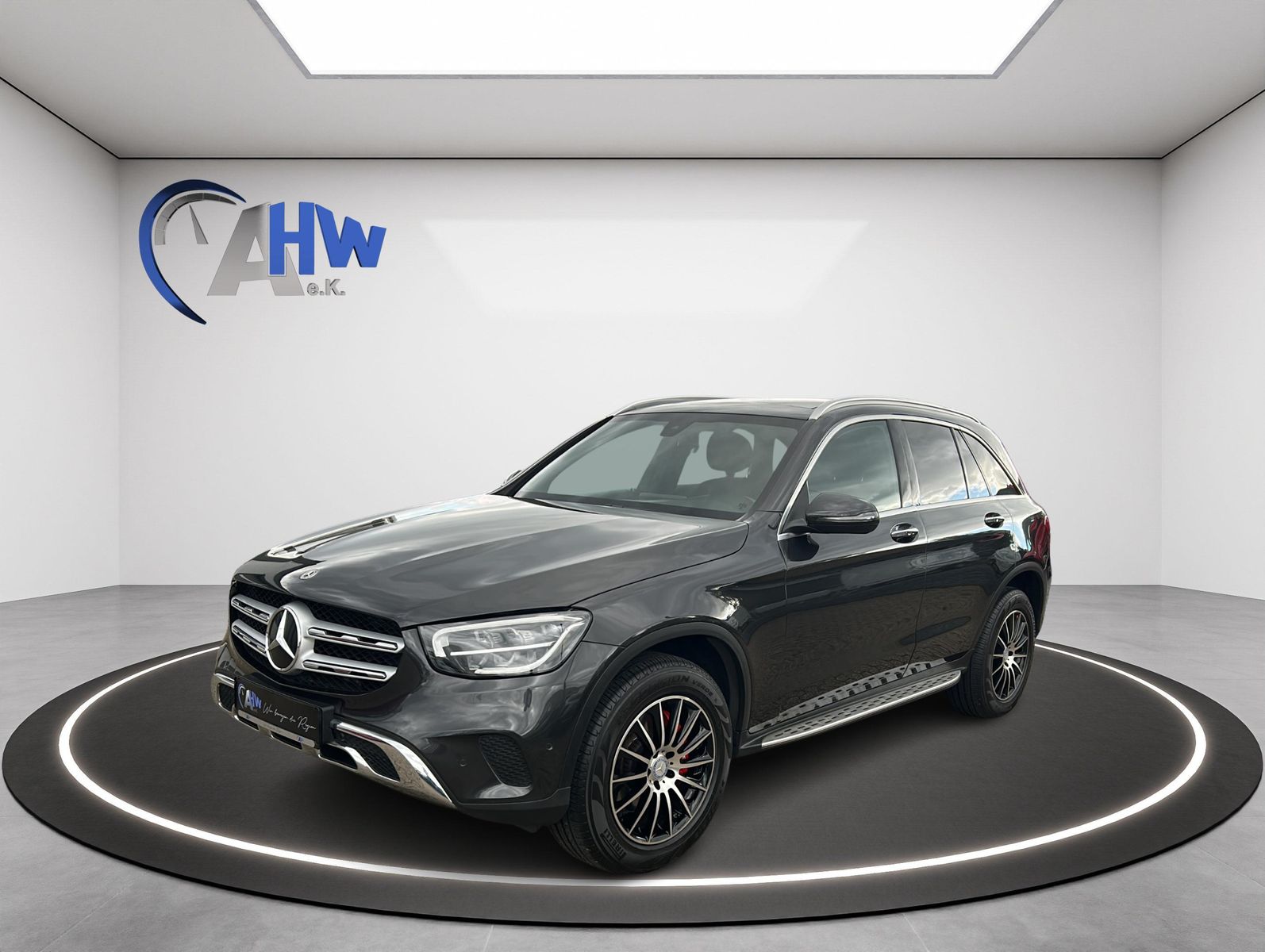 Fahrzeugabbildung Mercedes-Benz GLC 200d 4Matic 9G-TRONIC AMG-Line
