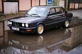 BMW e28 525e Oldtimer - BMW 525 aus 1985