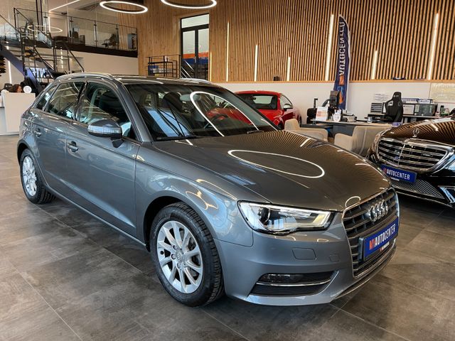 Audi A3 Sportback attraction ultra*2. Hand*Navi*Xenon