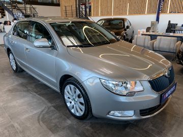 Skoda Superb Ambition 3.6 V6 4X4 *1.HAND*PDC*XENON*DSG