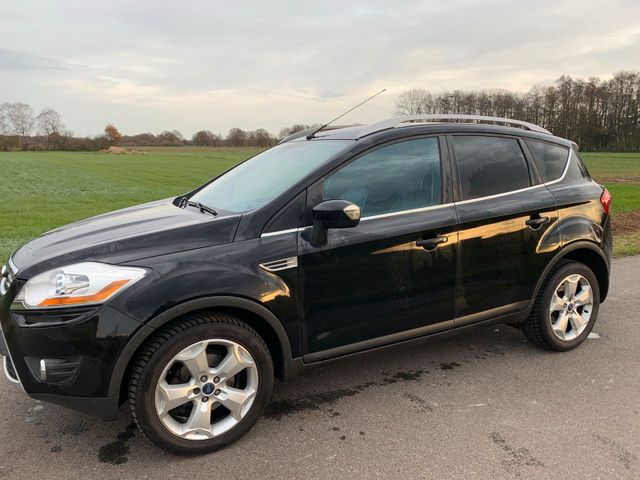 Ford Kuga Titanium SUV 4x4