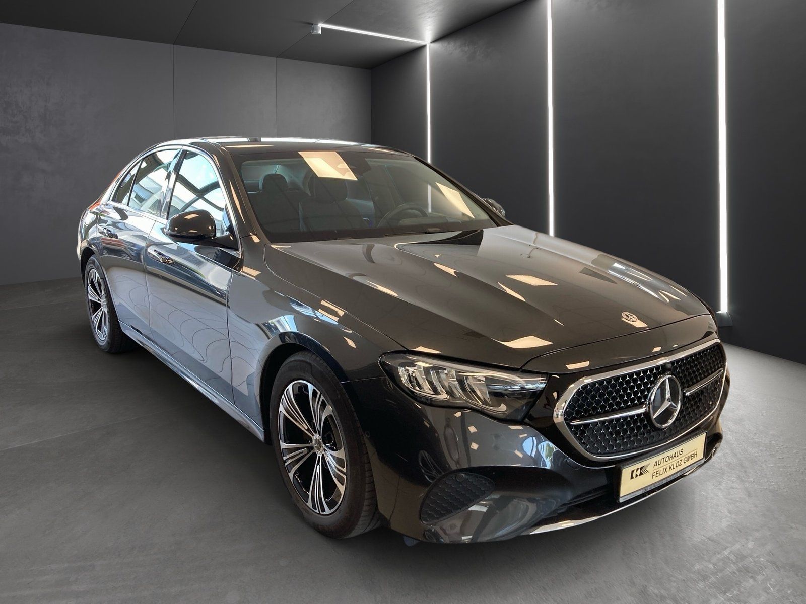 Fahrzeugabbildung Mercedes-Benz E 200 Avantgarde*LED*Distronic*Totwinkel*LED*Kam