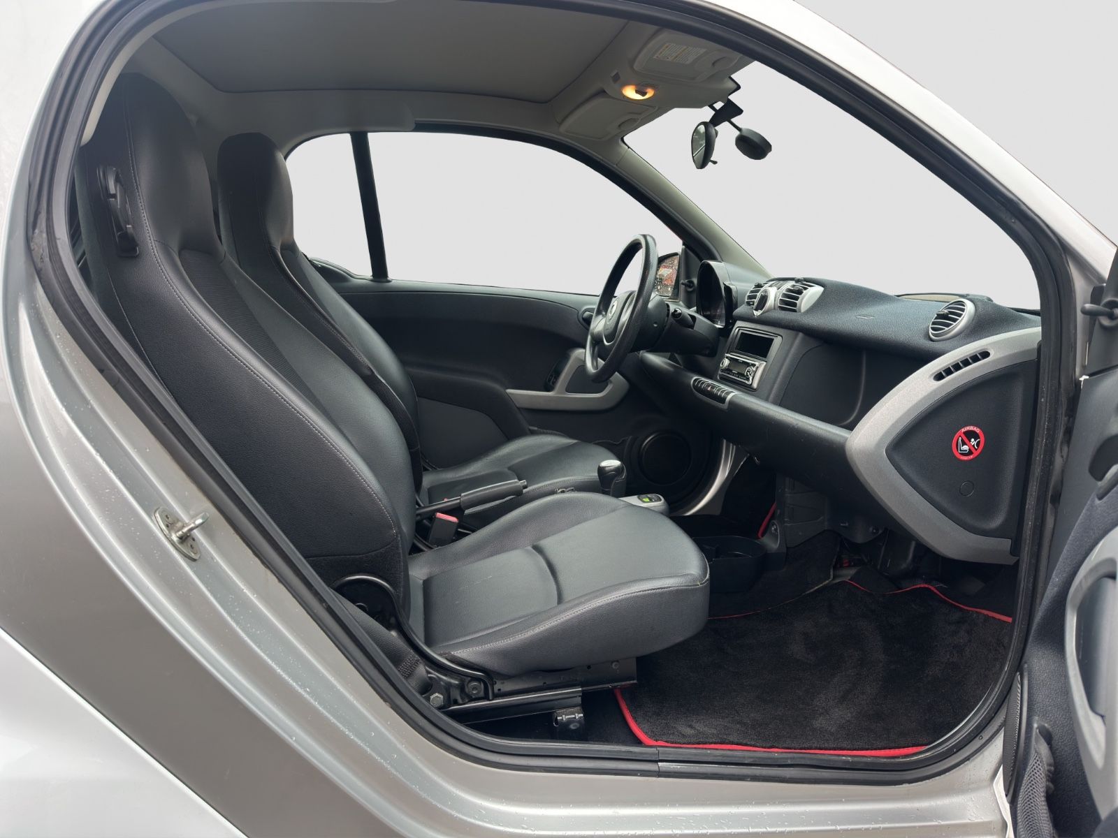 Fahrzeugabbildung Smart ForTwo coupe Micro Hybrid/Leder/Klima/TÜV