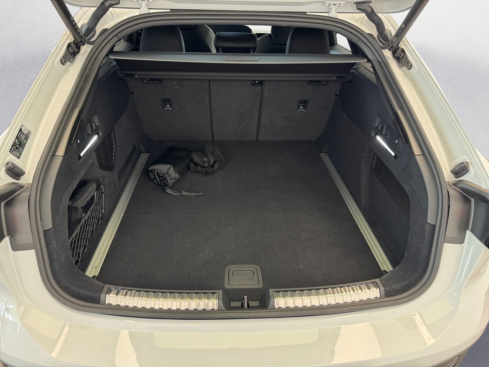 Audi A6 - Bild 10