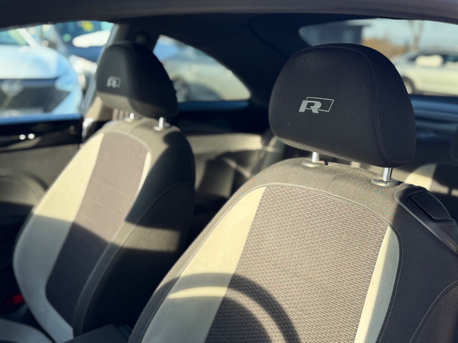 Beetle Lim. Sport R-Line Navi 2.0 TSI