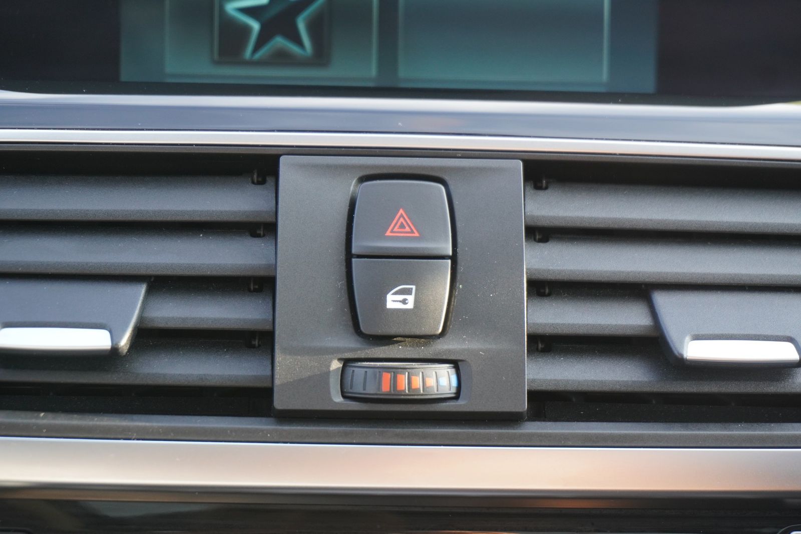 BMW 318i Advantage LED Navi AHK Tempomat Schiebedach foto 21