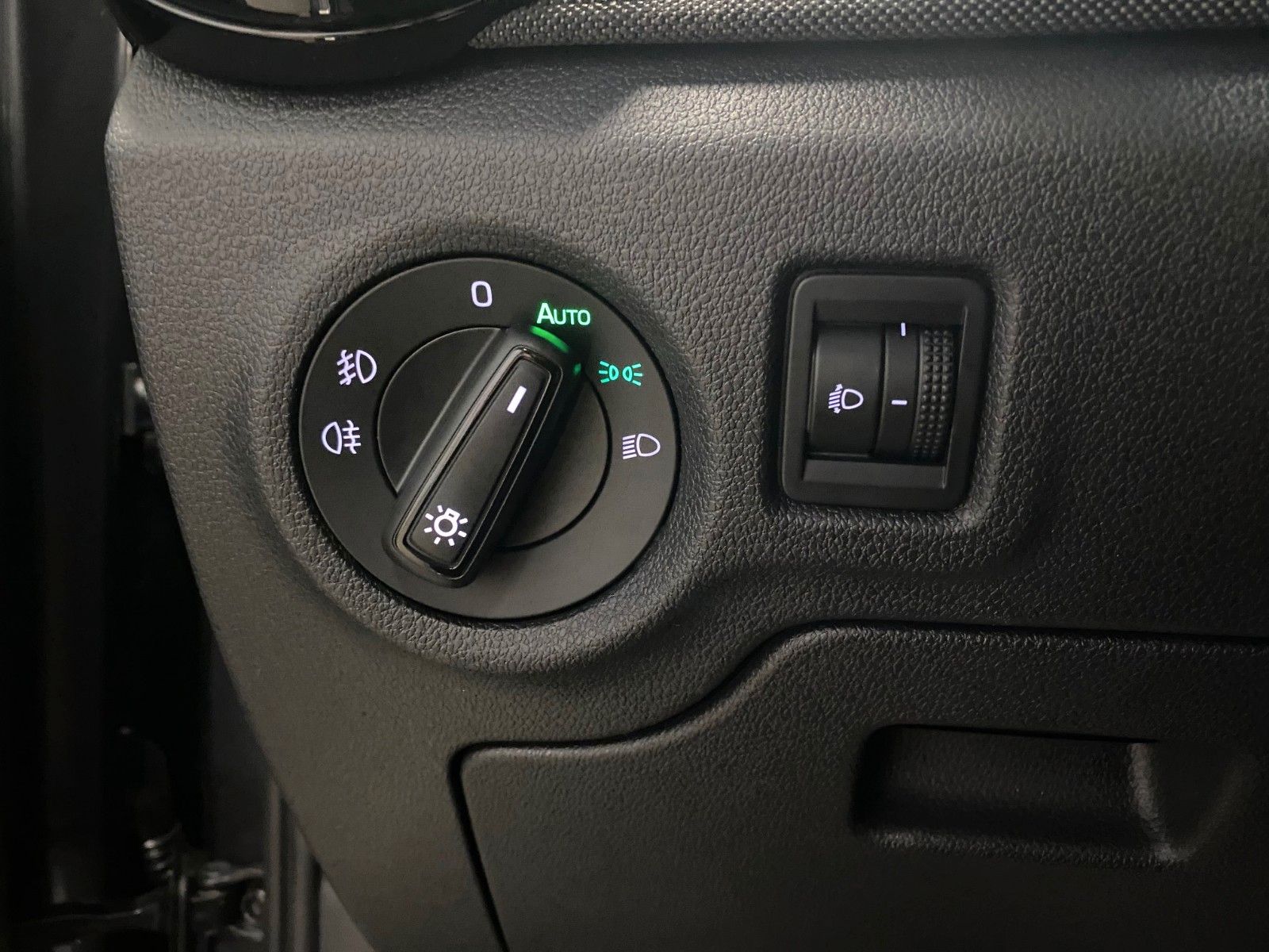 Fahrzeugabbildung SKODA Fabia 1.0 TSI  DSG 130 Top Selection+ACC+Kamera+