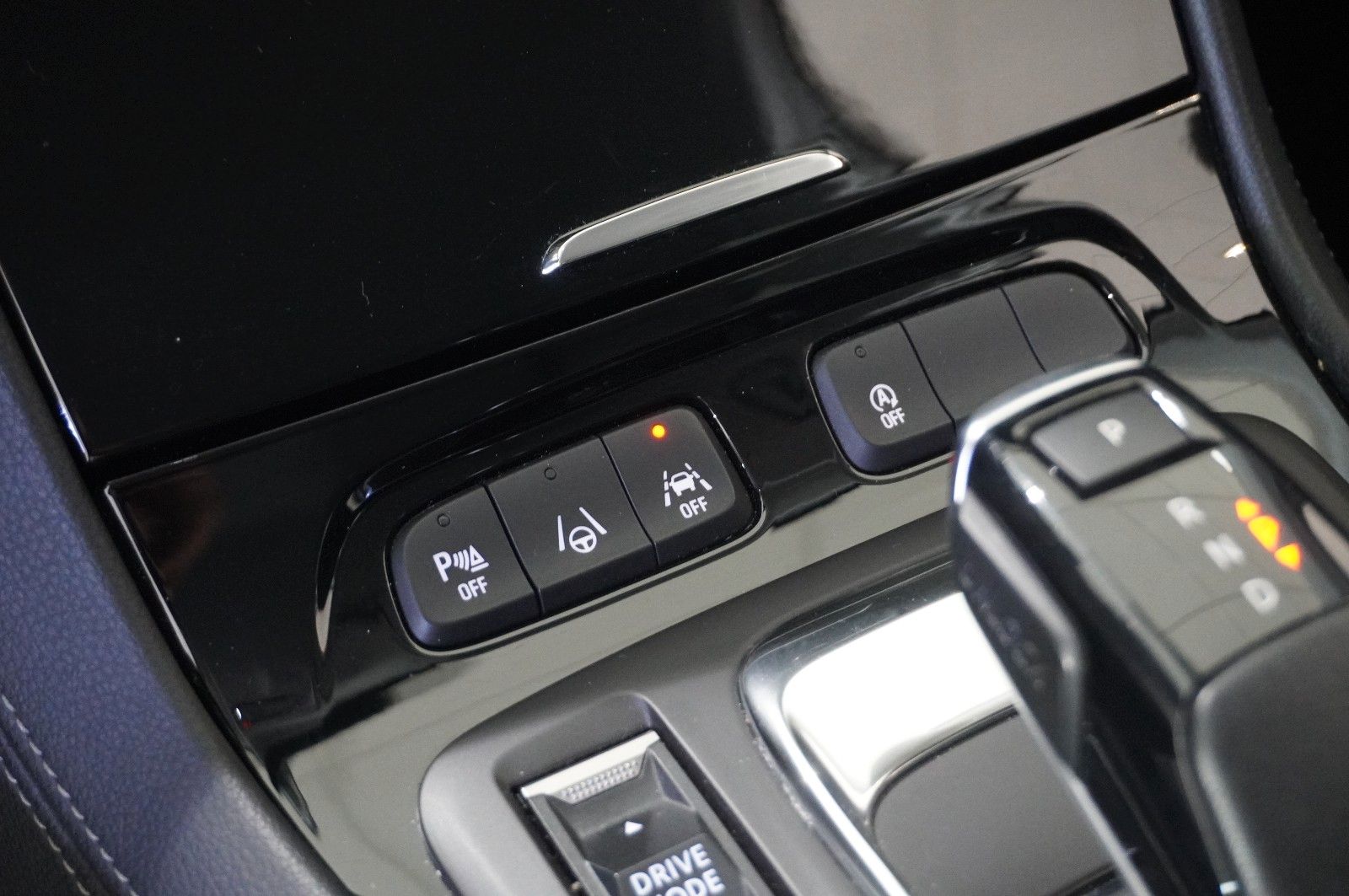 Fahrzeugabbildung Opel Grandland (X) 1.5D ELEGACE NAVI/LED/KAMERA/AHK