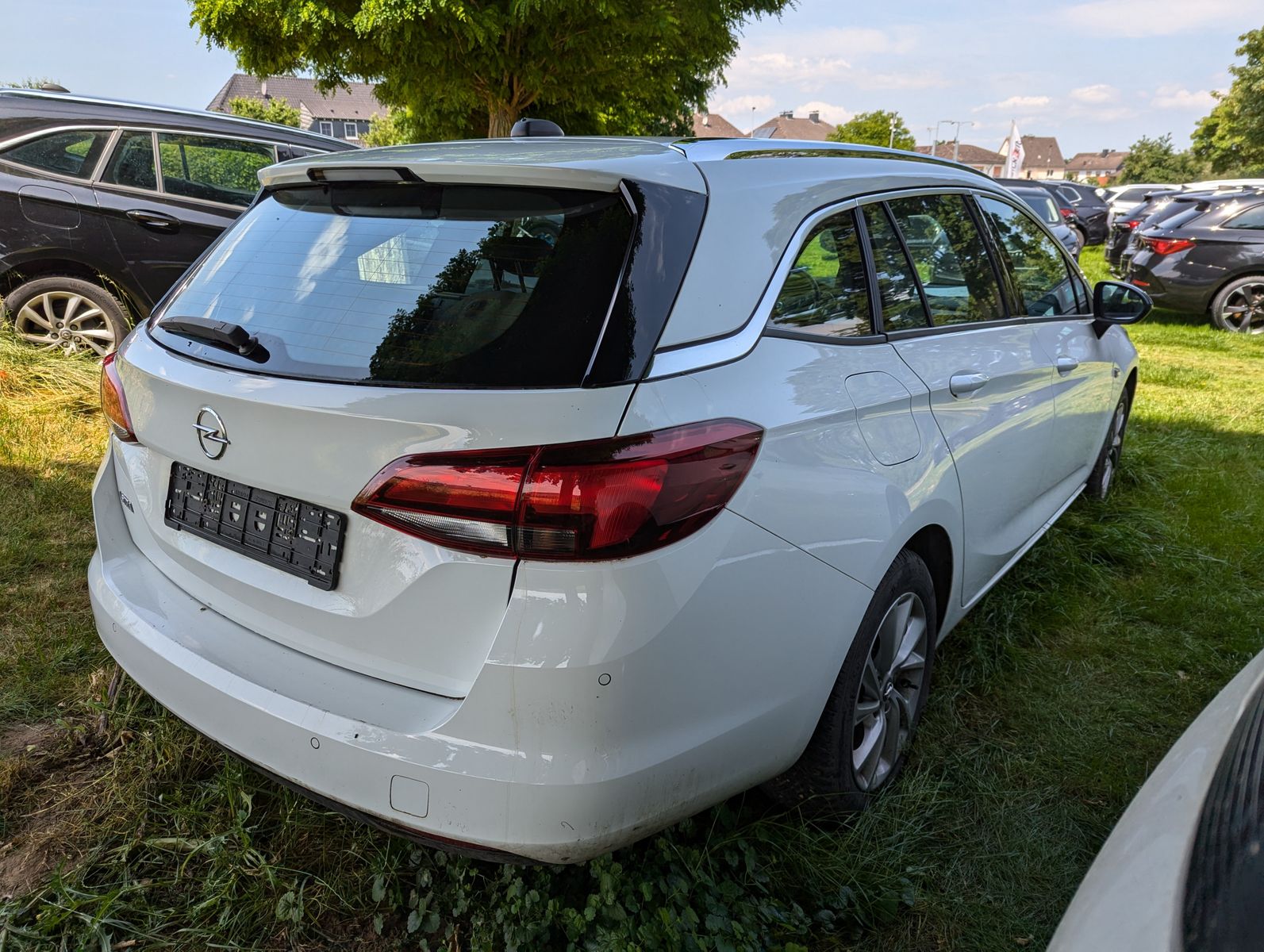 OPEL Astra 1.5 CDTI Aut. Elegance Navi LED Kamera - Image 6