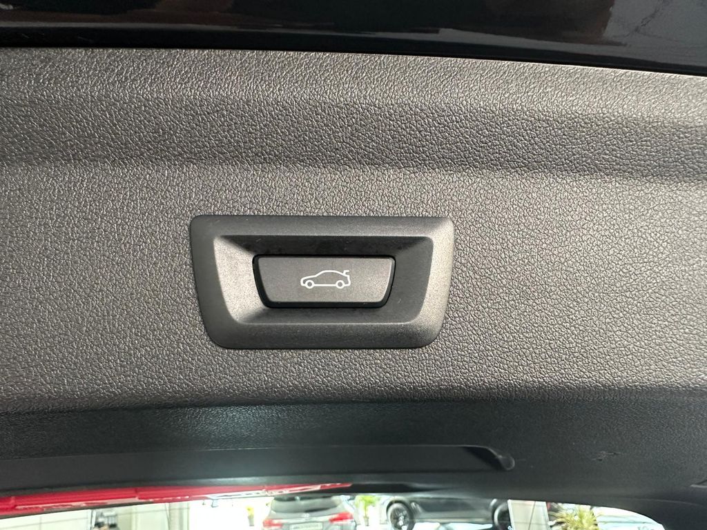 BMW 120 i M Sport Pro*Shadow-Line*LED*KAMERA*DAB*