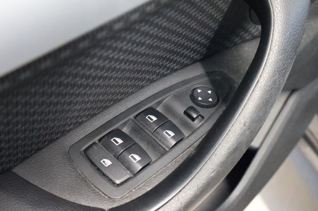 BMW X1 sDrive 18 i Klima PDC SommerWinterräder