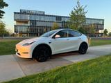 Tesla Model Y LONG RANGE Dual Motor AWD GARARANTIE - Tesla Gebrauchtwagen in Duisburg