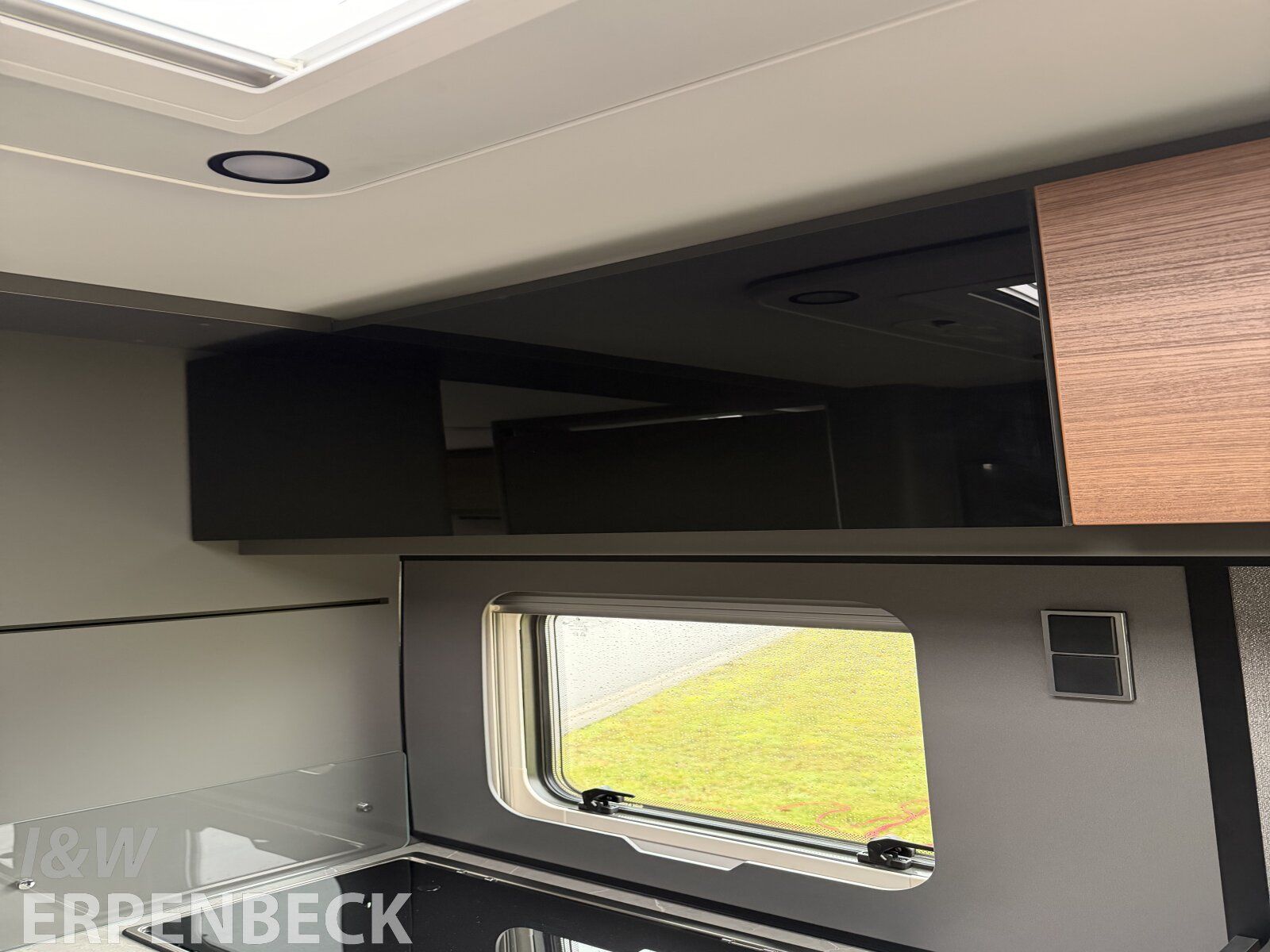 Fahrzeugabbildung HYMER / ERIBA / HYMERCAR B-Klasse ModernComfort I 680 / BMC-I 680