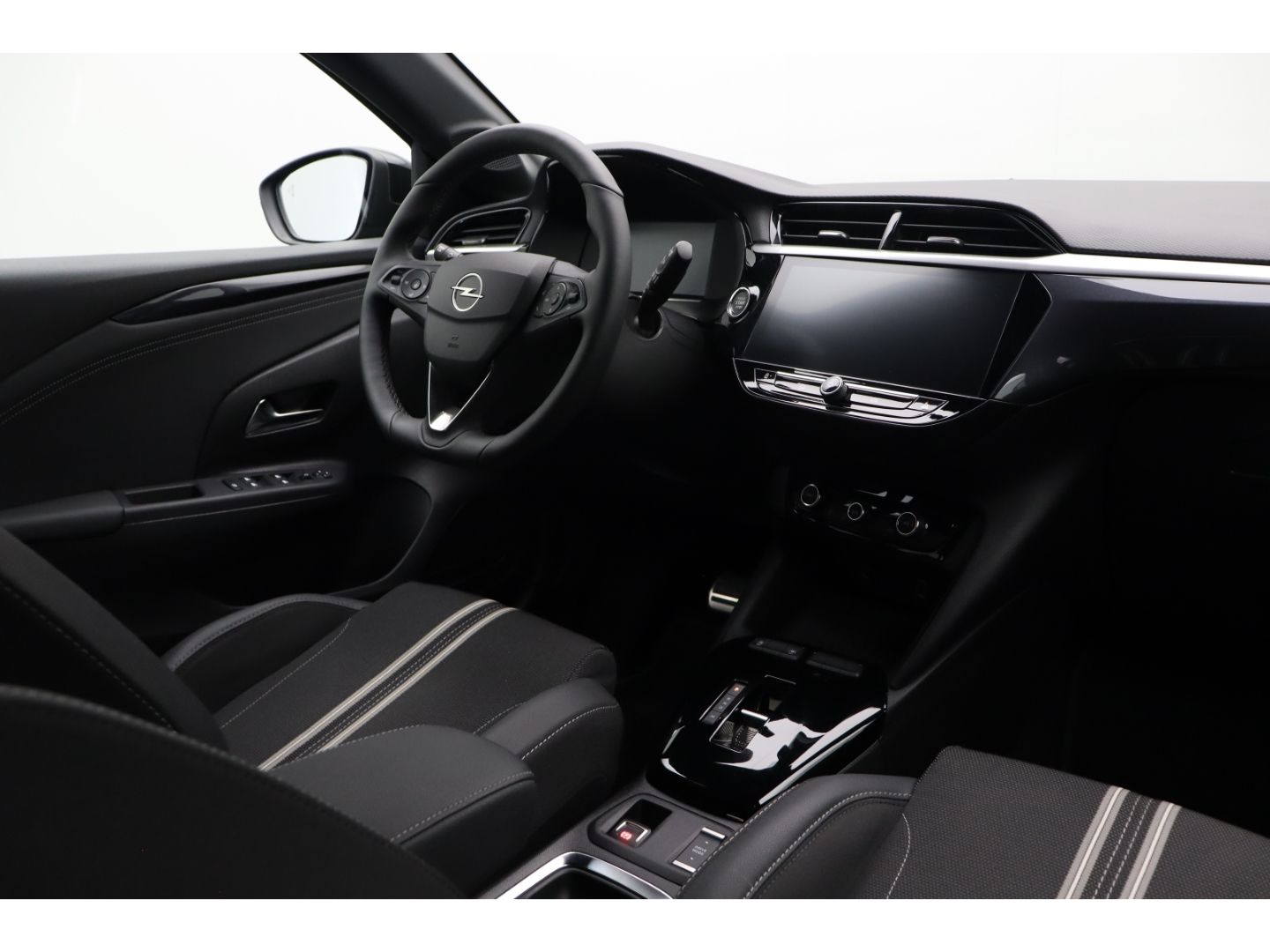 Fahrzeugabbildung Opel Corsa F GS Kamera SHZ Klimaauto Totwinkelass
