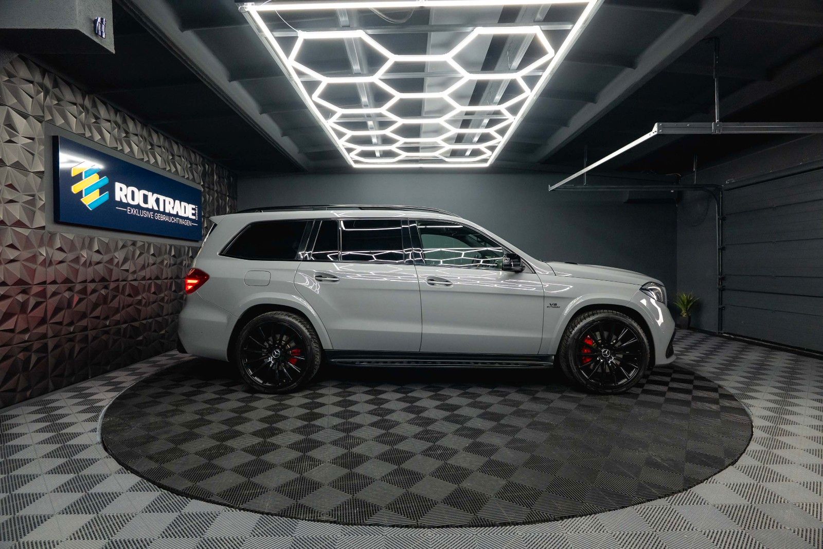 Fahrzeugabbildung Mercedes-Benz GLS 63 AMG 4Matic Night-Paket *ACC*Pano*Garantie