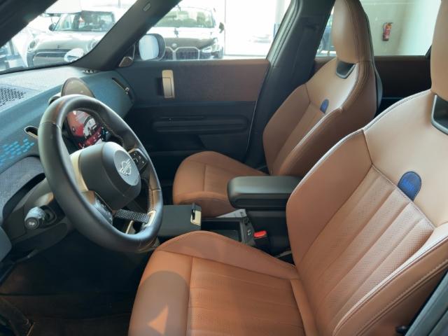 MINI Countryman S ALL4 Panorama Navi HarmanKardon LED
