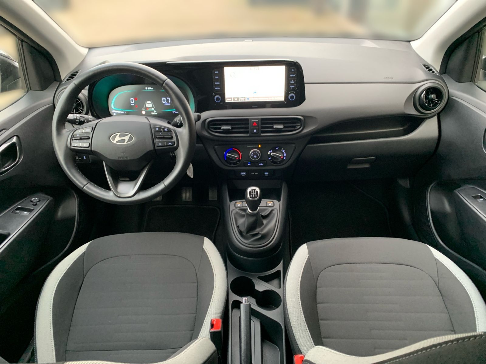 Fahrzeugabbildung Hyundai i10 1.0 Trend Navi Sitzheizung