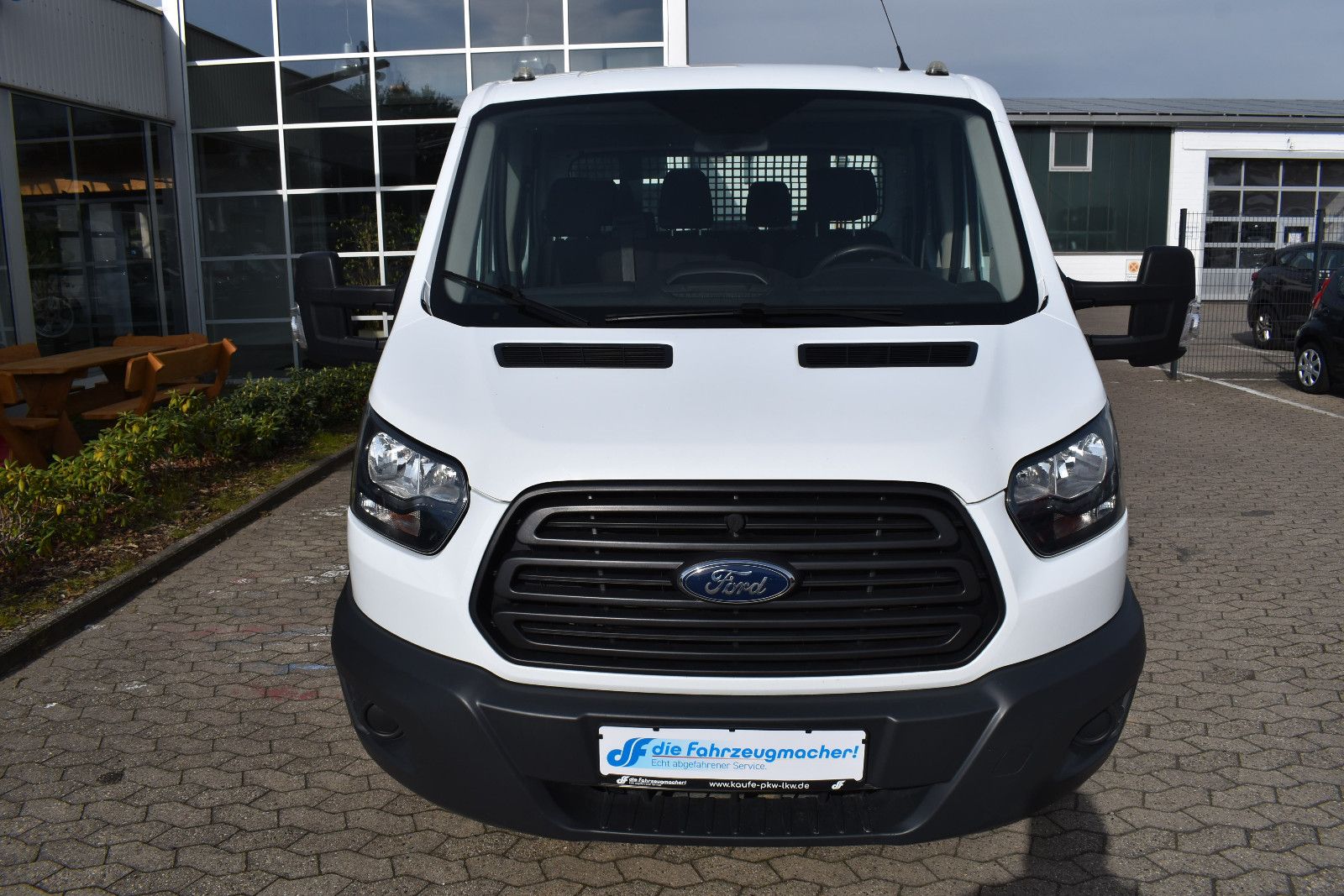 Fahrzeugabbildung Ford Transit Pritsche 310 L2 Doppelkabine*AHK, Klima*