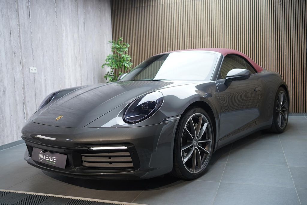 Porsche 992