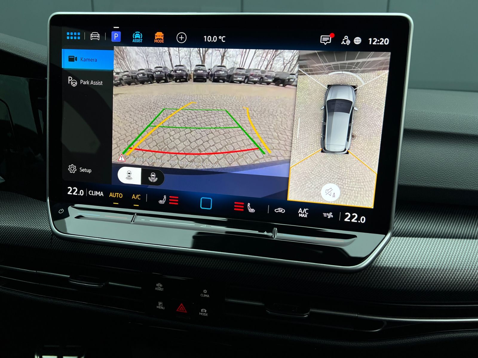 Fahrzeugabbildung Volkswagen Golf VIII R 2.0 TSI DSG 4MOTION *IQ.Light, Black