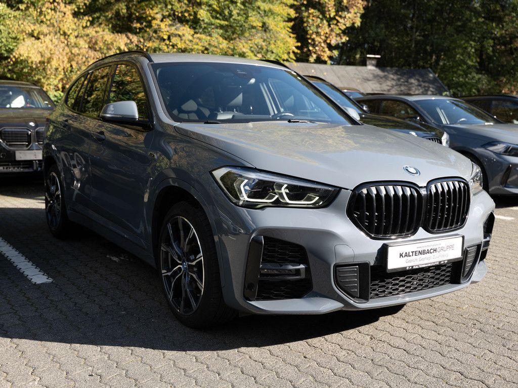 BMW X1 xDrive25e M-Sport HUD LED NAVI KAMERA SHZ PDC foto 4