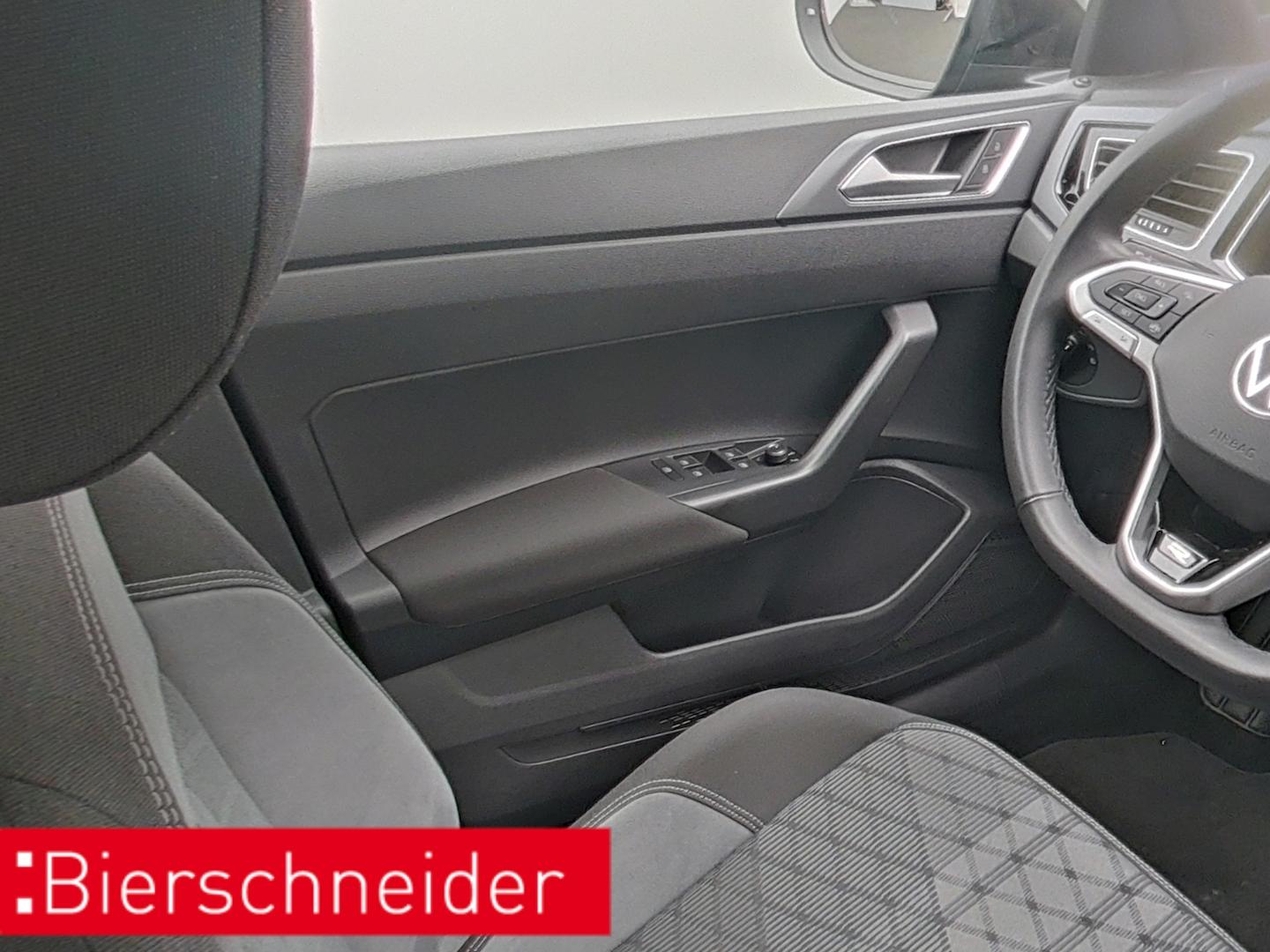 Volkswagen Taigo 1.0 TSI R-Line IQ.LIGHT APP-CONNECT PDC SH, миниатюра 11