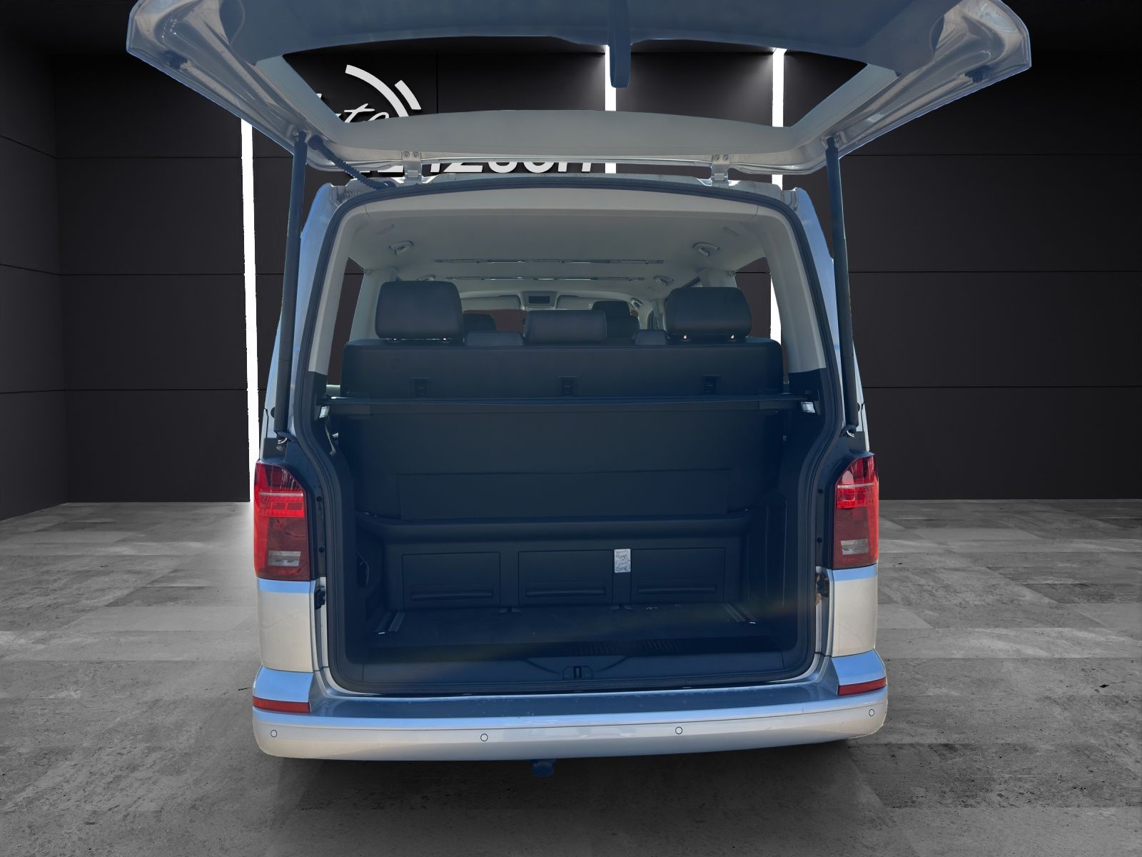 Fahrzeugabbildung Volkswagen T6 Multivan T6.1 TDI DSG 4M LED DCC AHK NAVI STH