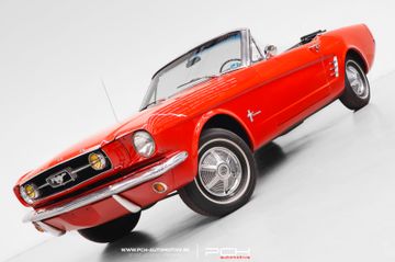 Ford Mustang - 1