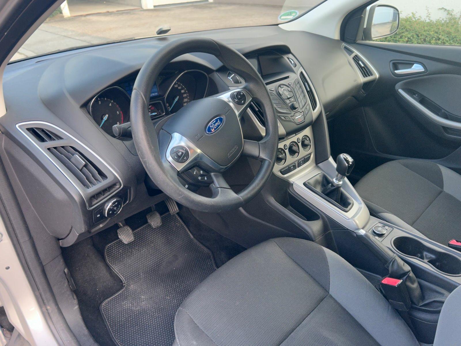 Ford Focus 2013 — photo 6