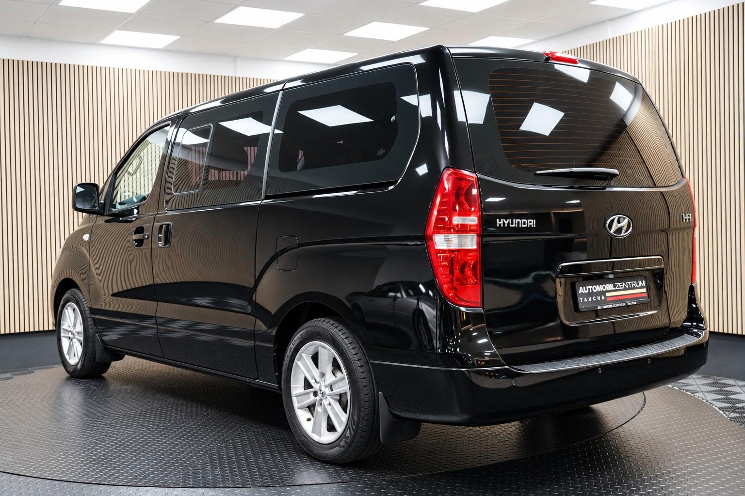 Hyundai H-1 2.5 CRDi Travel Premium +8-SITZER+LEDER+SHZ+
