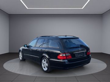 Mercedes E 220 - 8