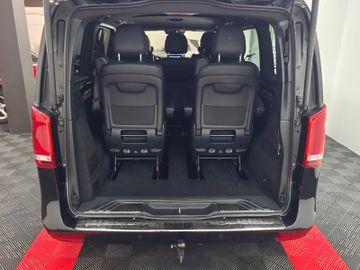 Mercedes V 220 - 7