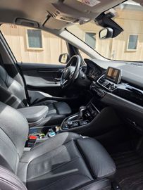 BMW 220 - 8