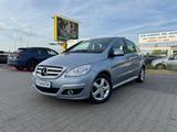 Mercedes-Benz Mercedes Benz B 170 AUTOMATIK PDC KLIMA ALLU - Mercedes B 170 mit Schiebedach
