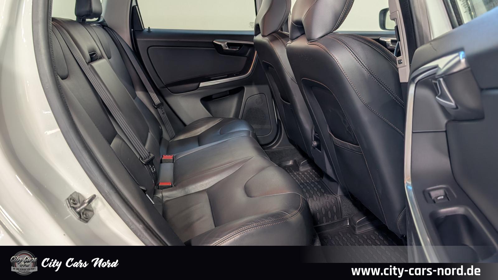 Volvo XC60 Summum AWD PANO+KAM+MEMORY