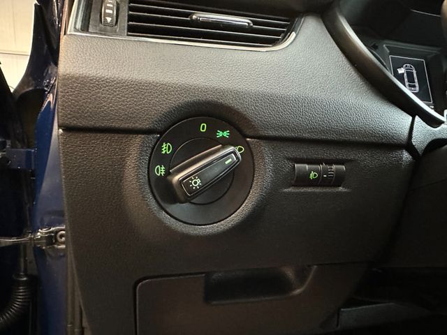 Skoda Octavia Combi Ambition *Klima*Radio*PDC*Isofix*