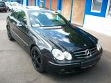 Mercedes-Benz CLK 220 CDI Coupe*Aut*Leder*Navi*S-Dach*PDC* - Mercedes-Benz CLK 220: Cdi