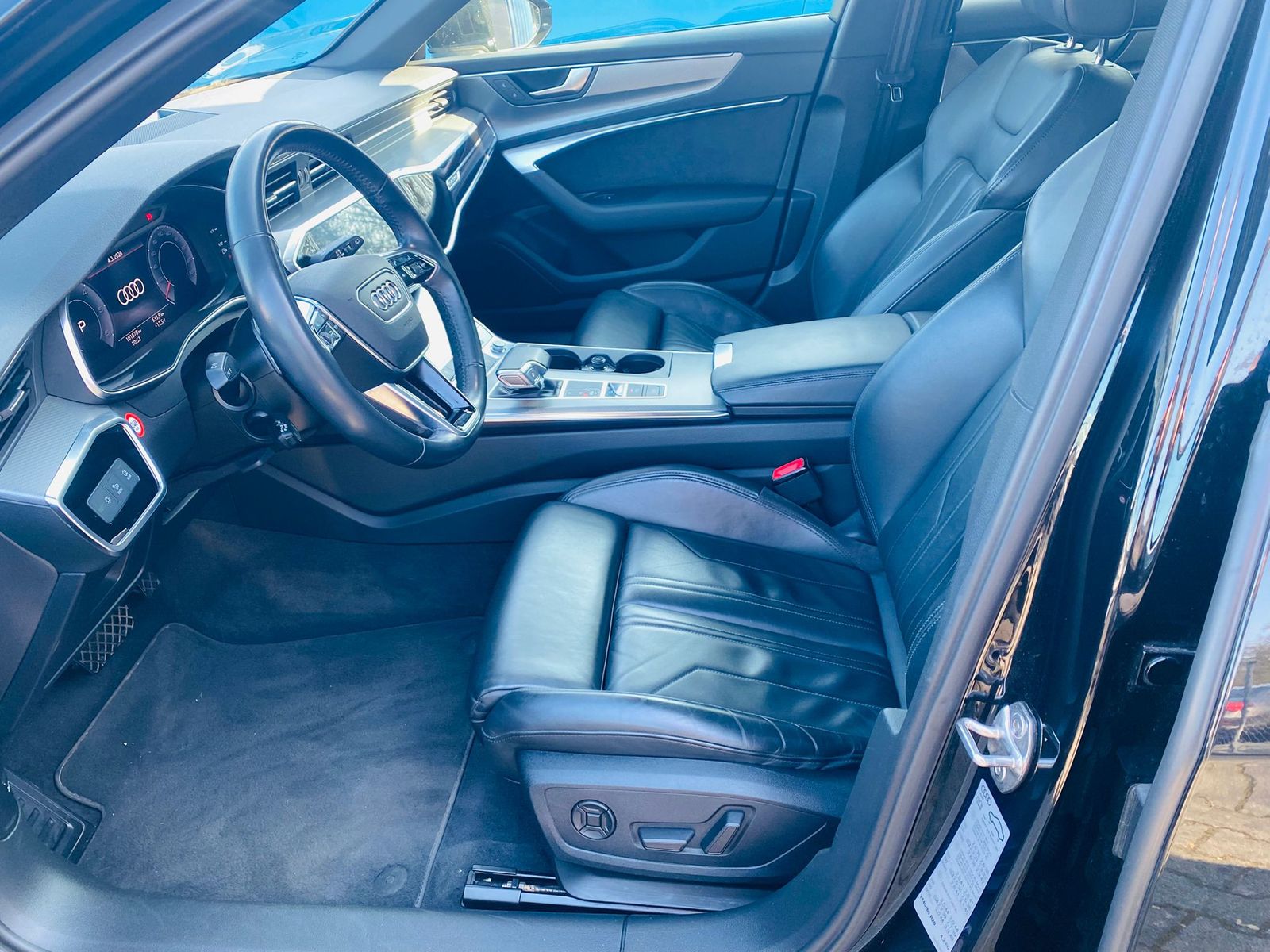 Fahrzeugabbildung Audi A6 TDI Quat Sport >VIRTU+PANO+KAMER+SHZ+LED+AHK+