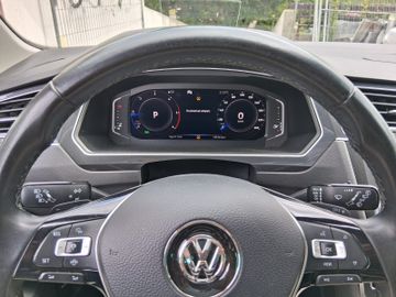 Volkswagen Tiguan - 8
