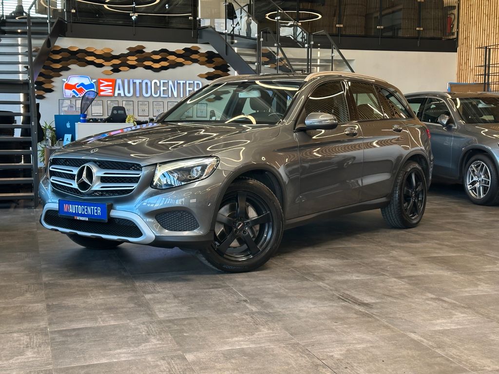 Image of Mercedes-Benz GLC 220