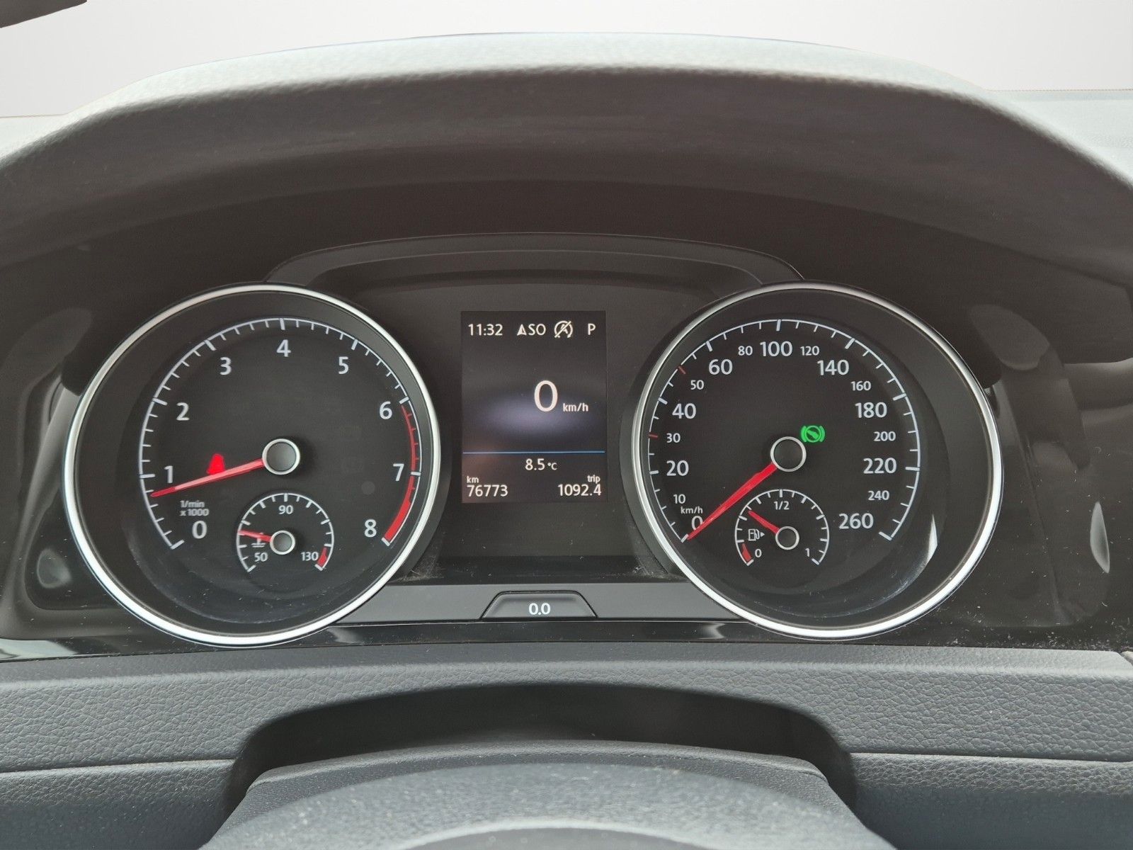 Fahrzeugabbildung Volkswagen GOLF VARIANT 1.5 TSI HIGHL KAM DSG LED ACC 17"