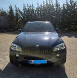 BMW X5 M50 M50d - e.AHK B&O 7 Sitzer KeyGo Softclose - BMW X5 M50 in Hannover