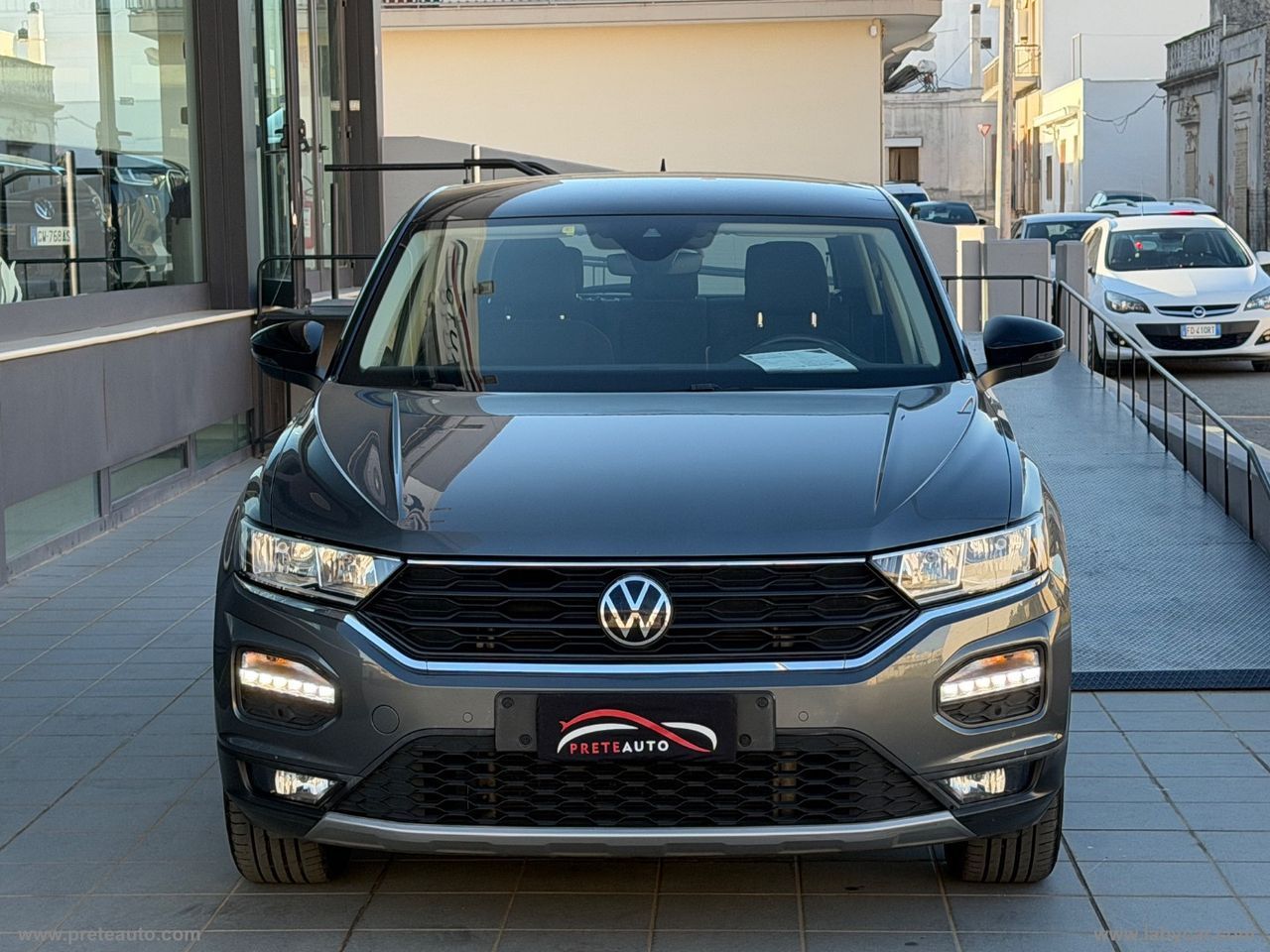 Volkswagen VOLKSWAGEN T-Roc 1.0 TSI Business BMT imagem 2