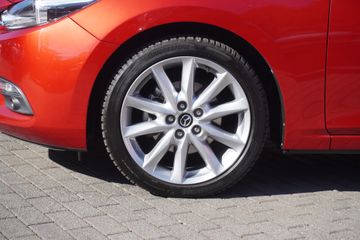 Mazda 3 - 10