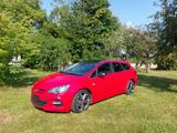 Opel Astra Sports Tourer 2.0 CDTI Biturbo - Opel Astra mit Diesel-Antrieb: 2.0