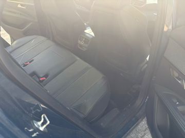 Peugeot 3008 - 11