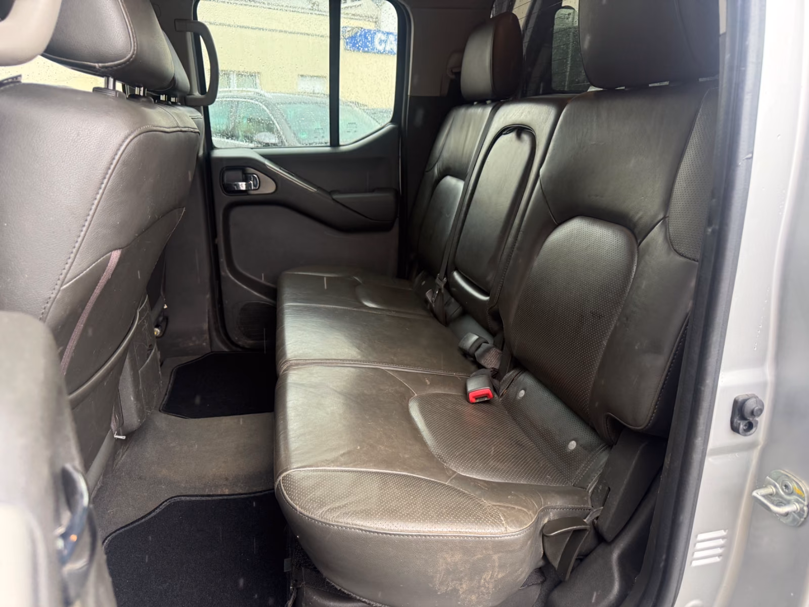NISSAN NAVARA PICKUP DOUBLE CAB PLATINUM 4X4 | 171 ch | BVA | TOIT OUVRANT | VOLANT EN CUIR