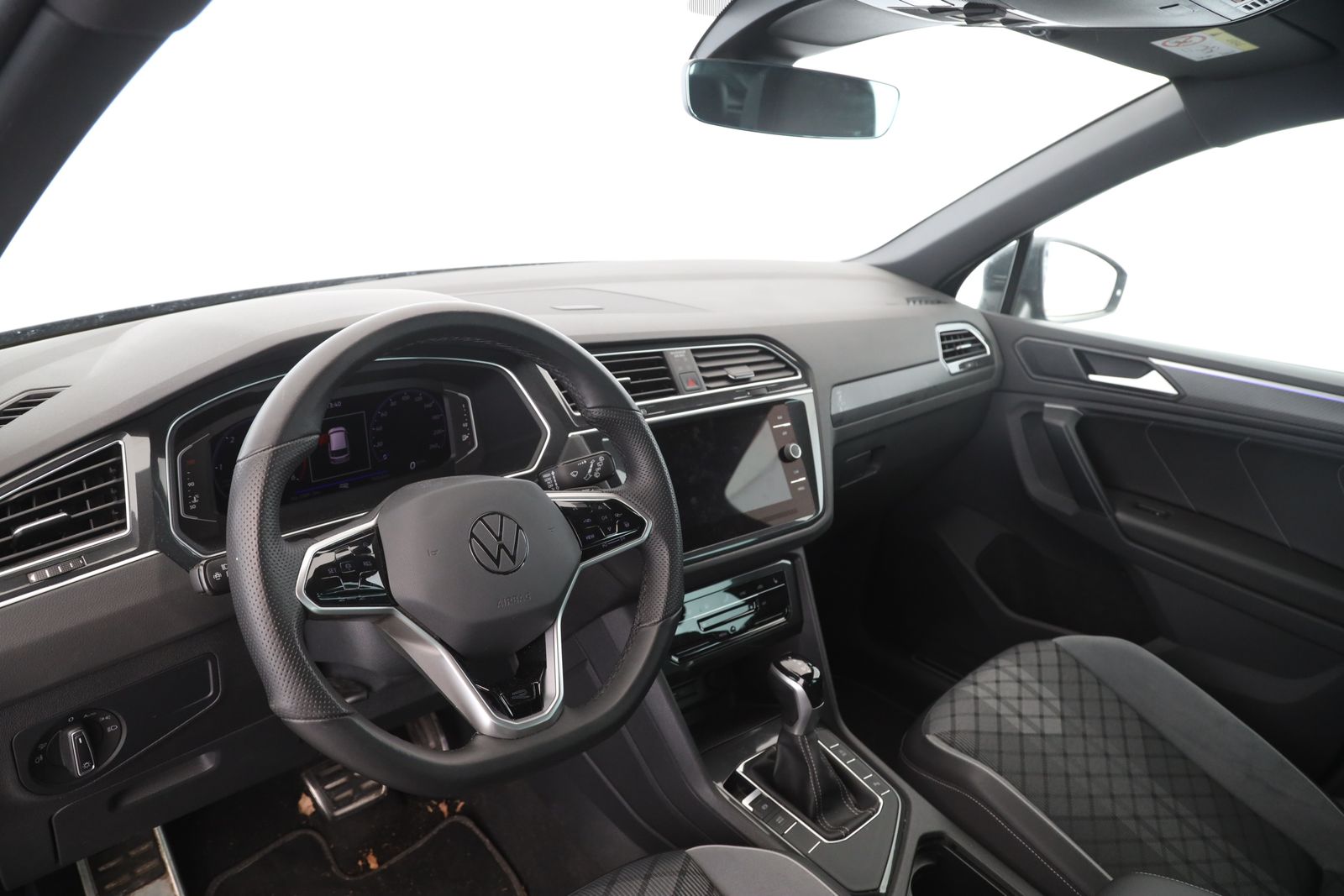 Volkswagen Tiguan - Bild 11